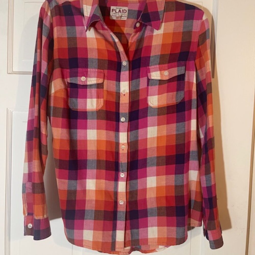Old Navy Pink/Orange Plaid Women's Button Down Shirt